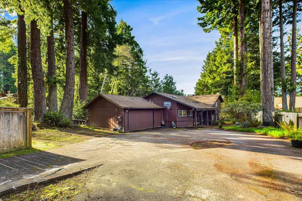 $518,000 | 5200 Blackberry Lane, Eureka, CA 95503