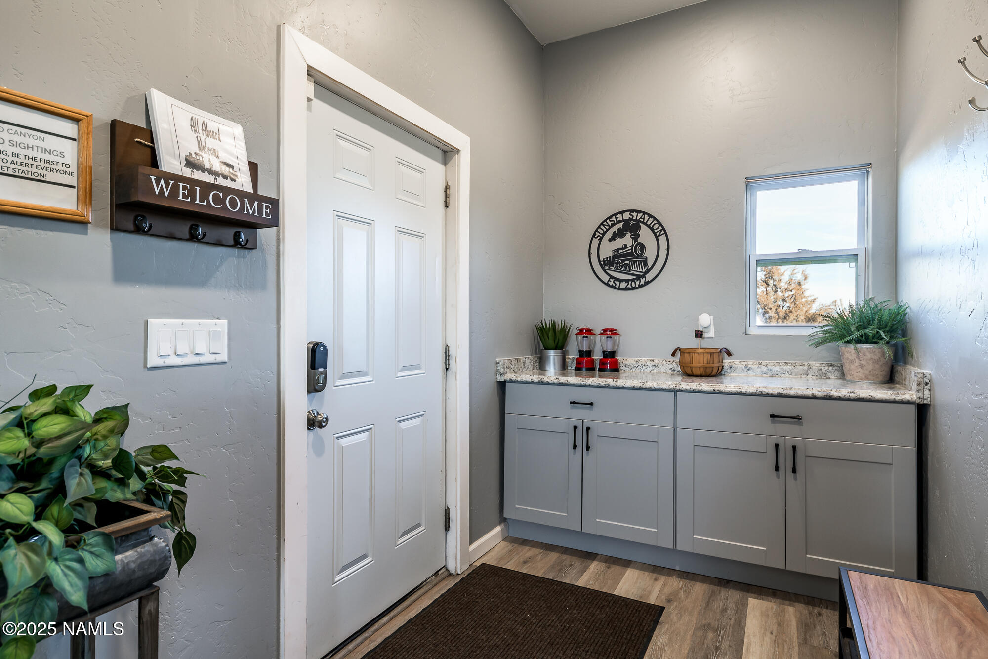 224 East San Marcos Road Williams, AZ 86046 - Photo 17 of 58 a spacious bathroom with a sink a vanity and a mirror