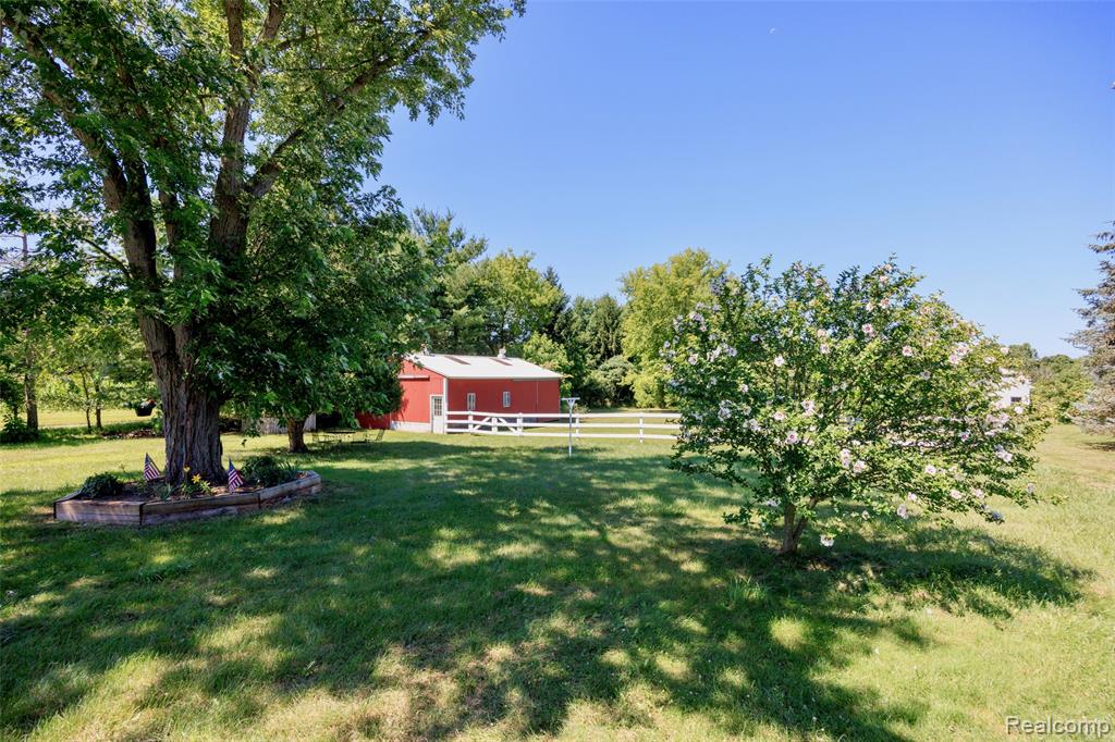 595 North Cedar Road Fowlerville, MI 48836 - Photo 44 of 75