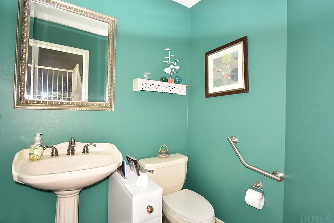 3387 Bridgetown Road Bristol, IN 46507 - Photo 12 of 36 Gallery Image 12