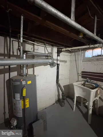 $239,900 | 140 Maple Hill Road, Wilmington, DE 19804