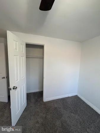 an empty room with a empty space
