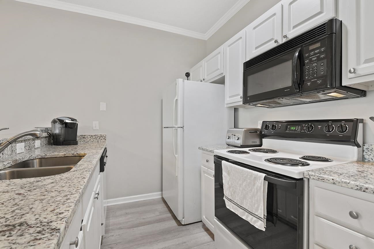 4501 West Harbour Court, Unit R15 Little River, SC 29566 - Photo 4 of 27 Gallery Image 4