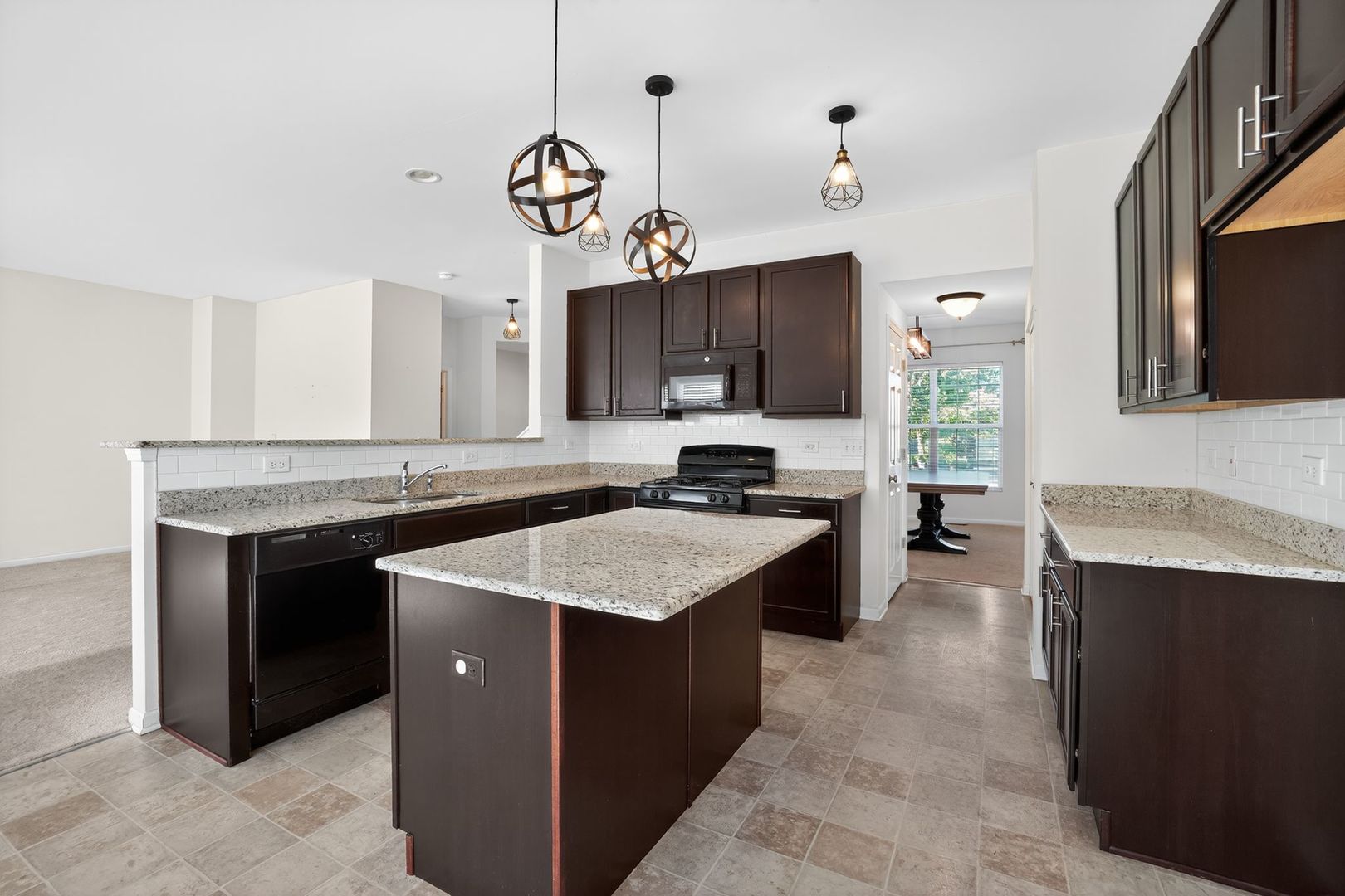 232 Julep Avenue Oswego, IL 60543 - Photo 14 of 31