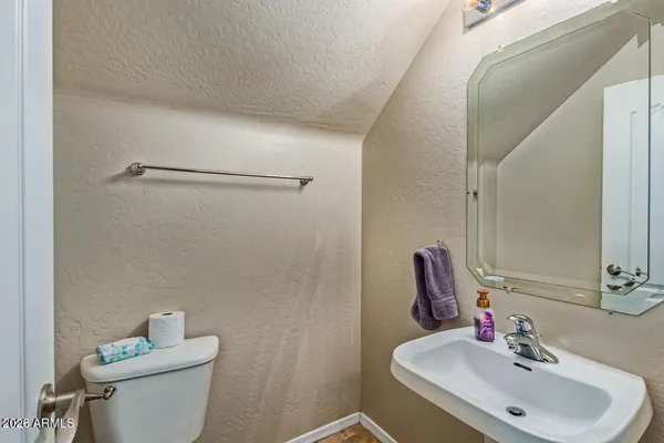 $3,600 | 6551 South 4 Peaks Place, Chandler, AZ 85249