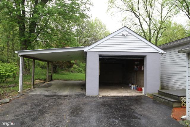 386 Appleton Road Elkton, MD 21921 - Photo 2 of 21 DETACHED 1 CARPORT AND 1 CAR GARAGE