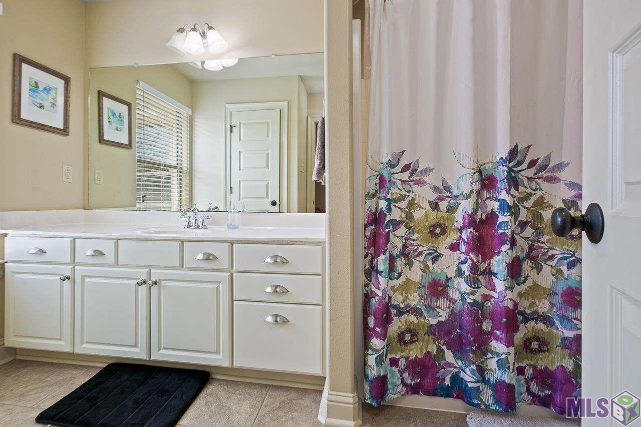 15636 Green Trails Boulevard Baton Rouge, LA 70817 - Photo 15 of 33
