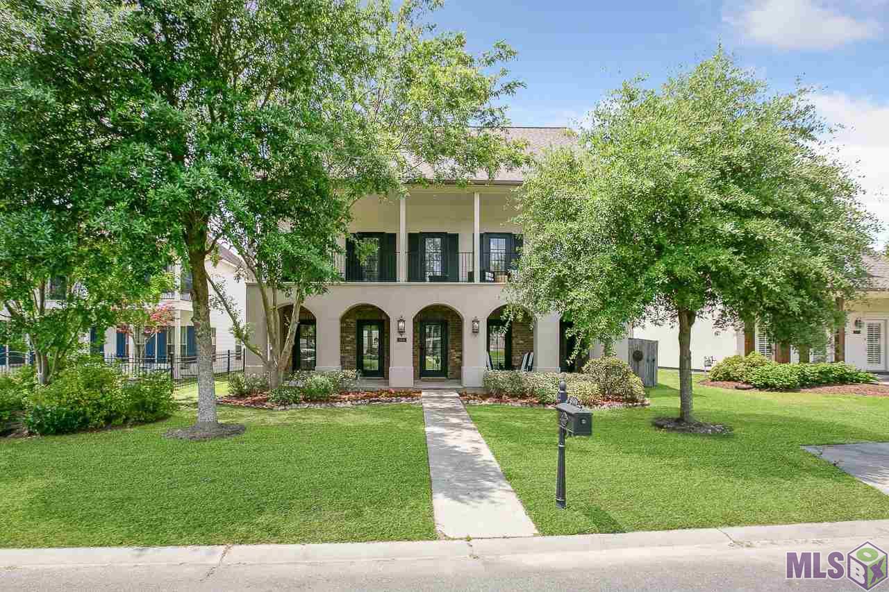 15636 Green Trails Boulevard Baton Rouge, LA 70817 - Photo 2 of 33