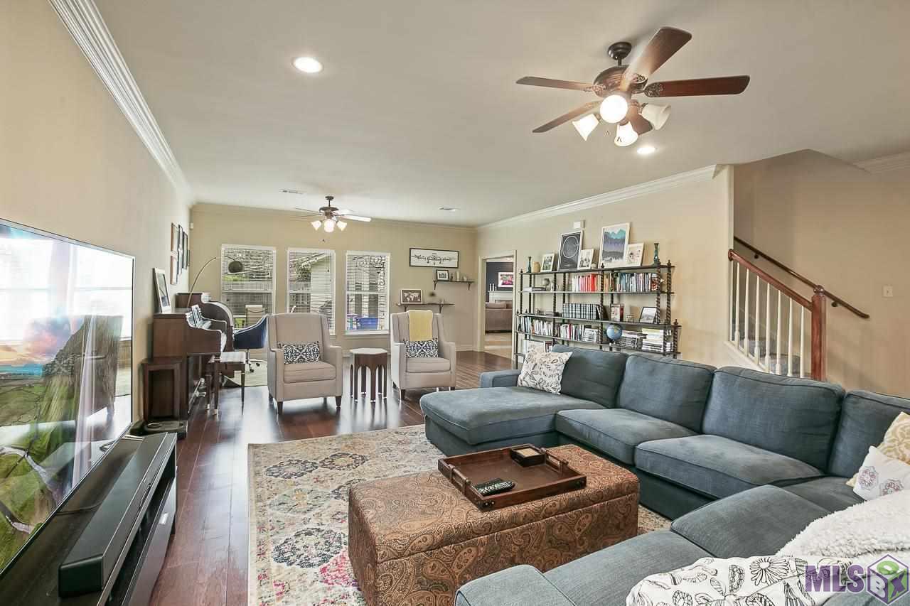 15636 Green Trails Boulevard Baton Rouge, LA 70817 - Photo 4 of 33