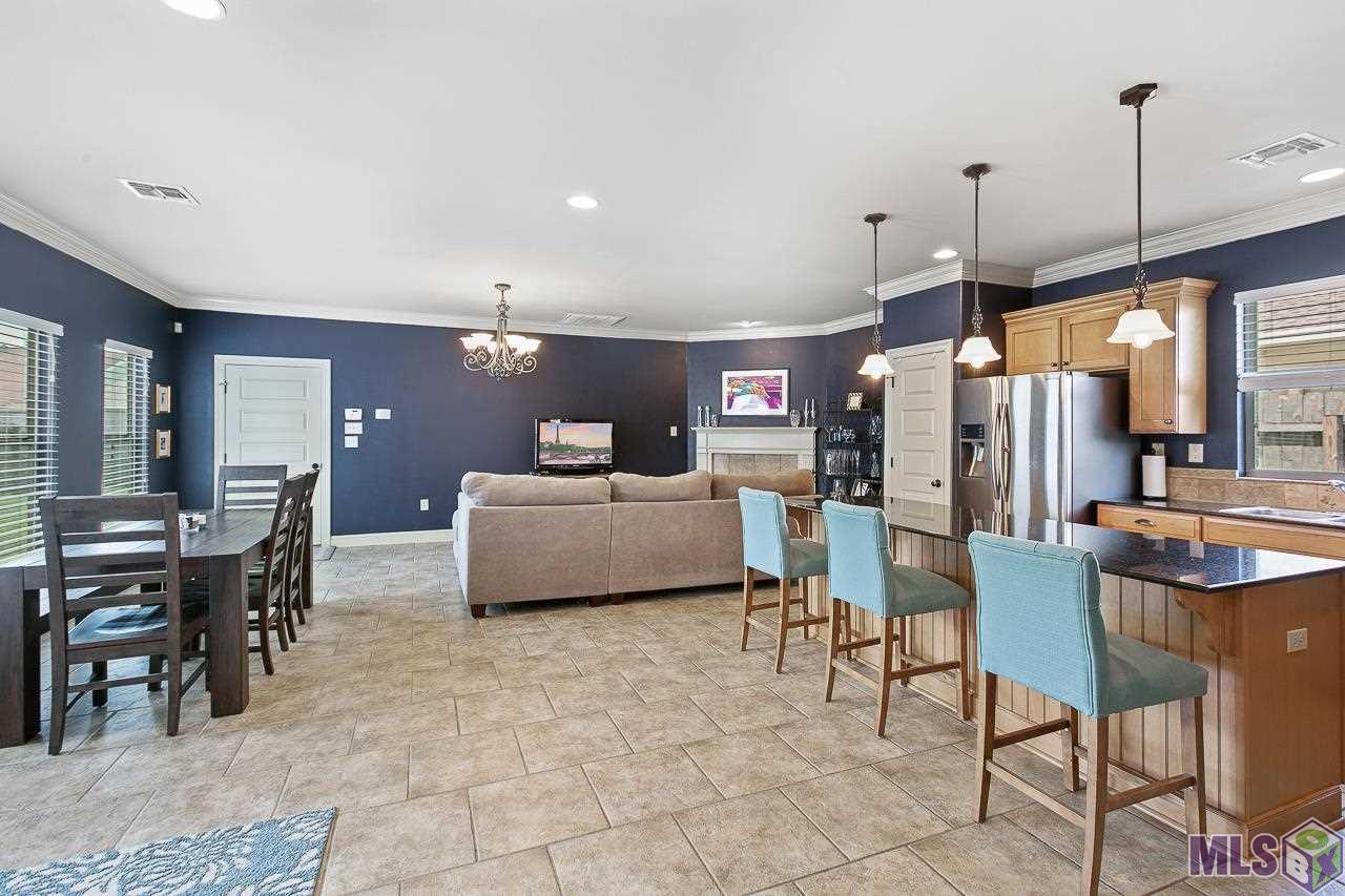 15636 Green Trails Boulevard Baton Rouge, LA 70817 - Photo 8 of 33