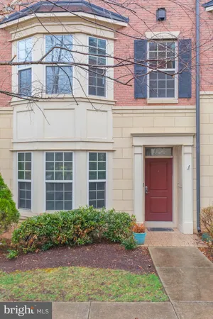 $4,995 | 704 Quayside Court, Unit 99, National Harbor, MD 20745
