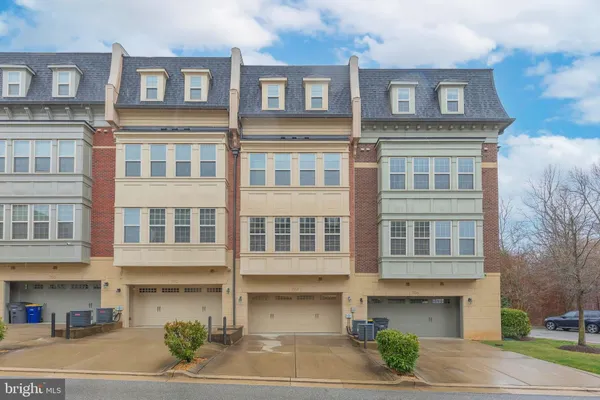 $4,995 | 704 Quayside Court, Unit 99, National Harbor, MD 20745