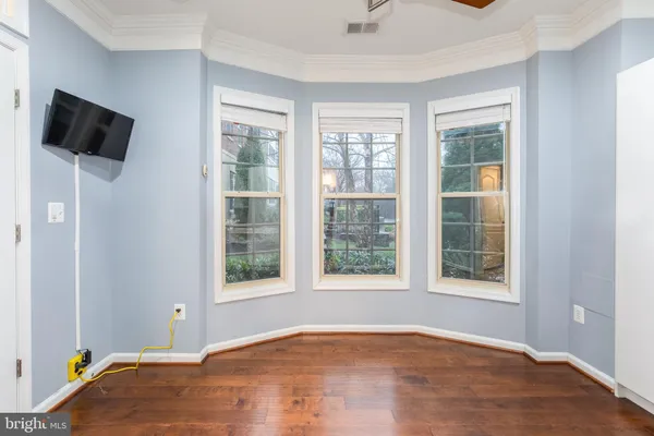 $4,995 | 704 Quayside Court, Unit 99, National Harbor, MD 20745
