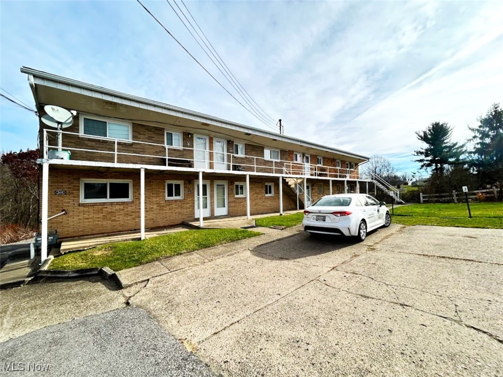 301 Martin, Unit 2 Follansbee, WV 26037 - Photo 1 of 5