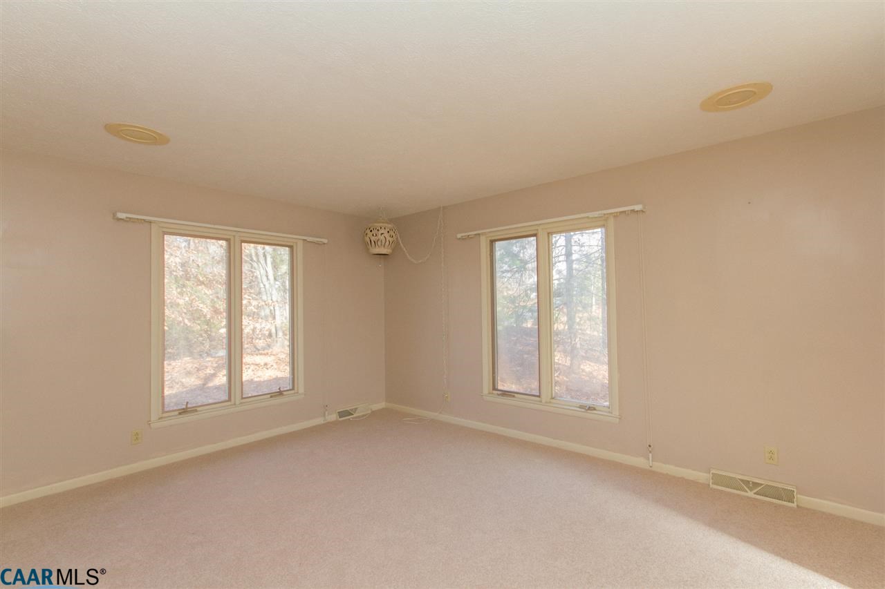 2 Deepwater Point Palmyra, VA 22963 - Photo 11 of 25 Large Master Bedroom with 2 sets of Windows, New Carpet