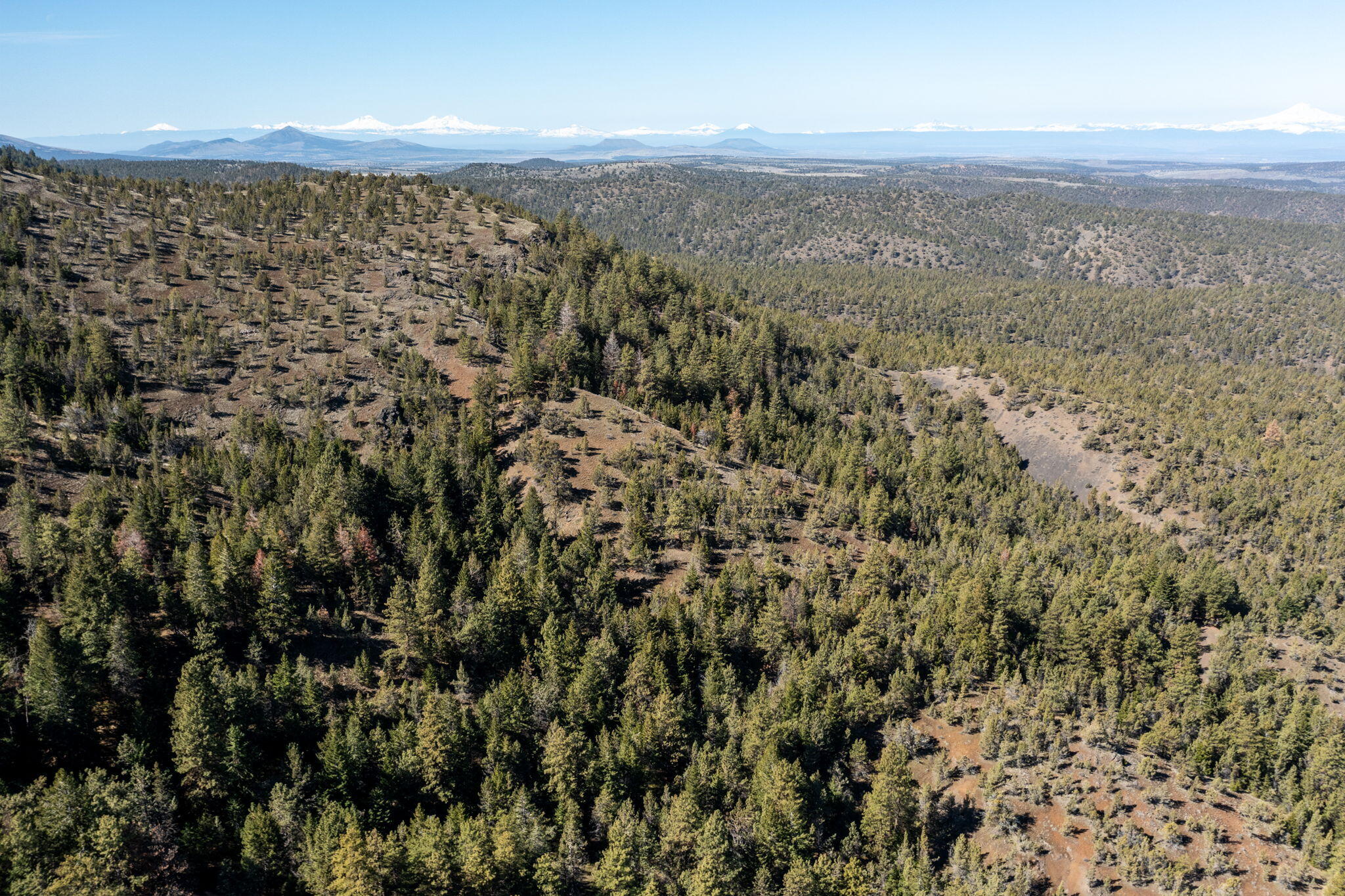 0 Southeast Grizzly Road, Unit 1215000000100 Madras, OR 97741 - Photo 8 of 39 view of city and mountain