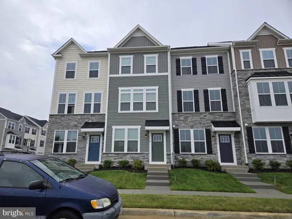 $2,700 | 4928 Dunhaven Drive, Fredericksburg, VA 22408