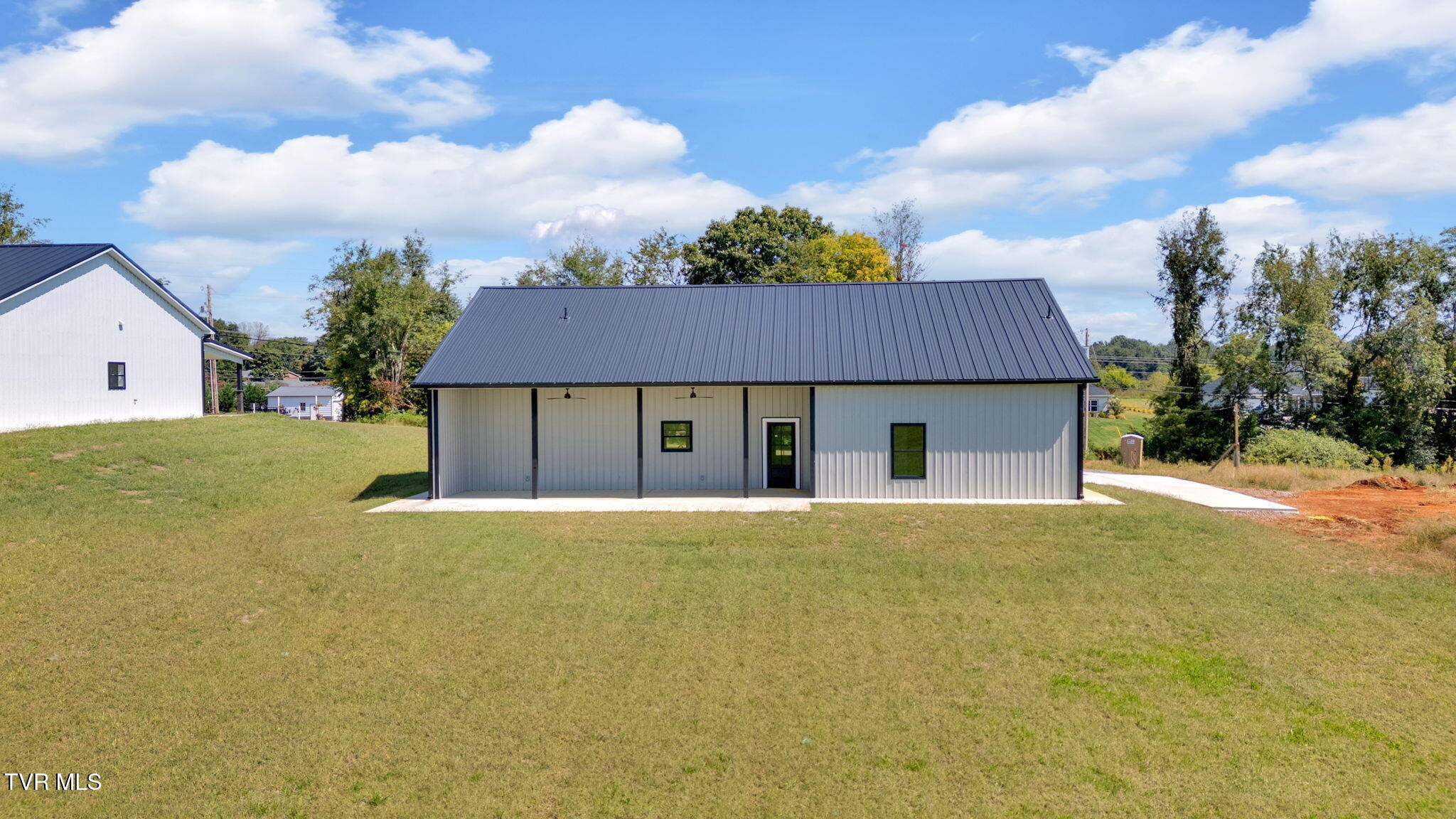 1950 Erwin Highway Greeneville, TN 37745 - Photo 6 of 31 27-web-or-mls-DJI_20250910122935_0201_D