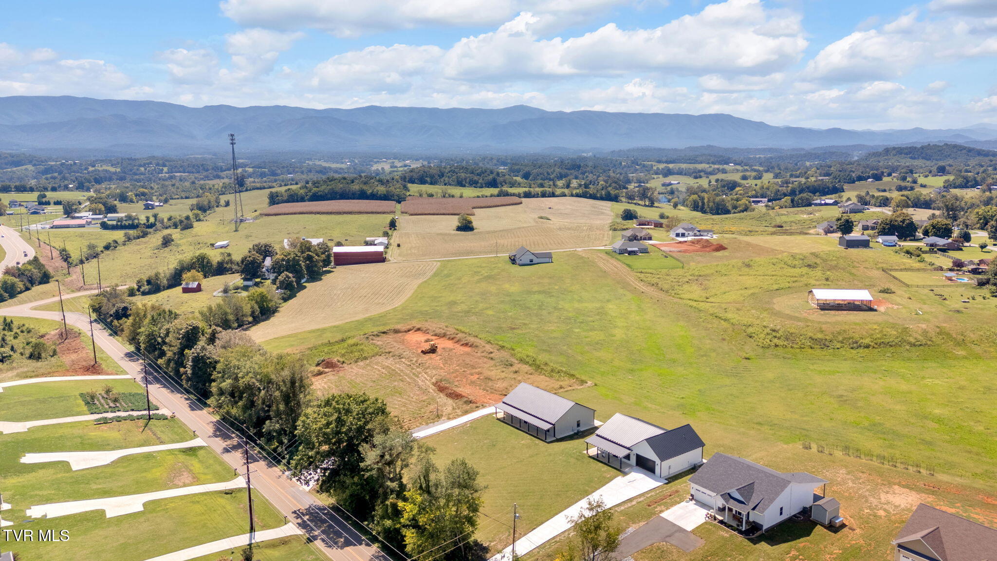 1950 Erwin Highway Greeneville, TN 37745 - Photo 7 of 31 28-web-or-mls-DJI_20250910123105_0236_D