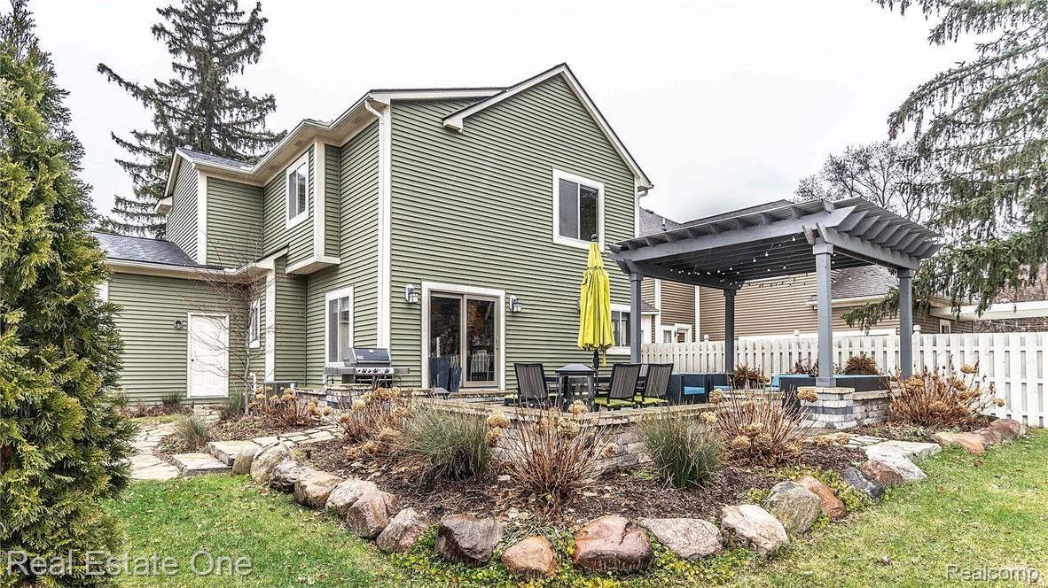 122 Woodside Road Royal Oak, MI 48073 - Photo 50 of 56 00__53.jpg