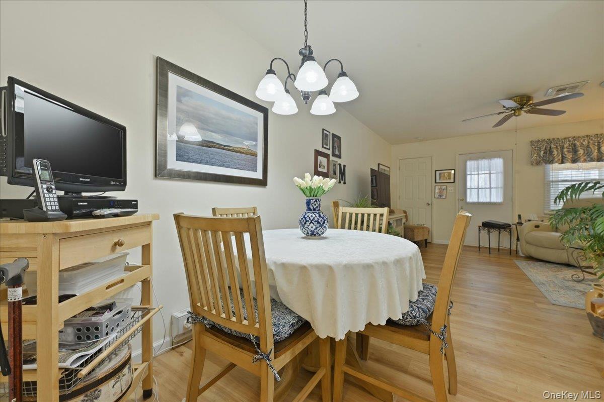 260 Newcastle Court, Unit B Ridge, NY 11961 - Photo 13 of 24