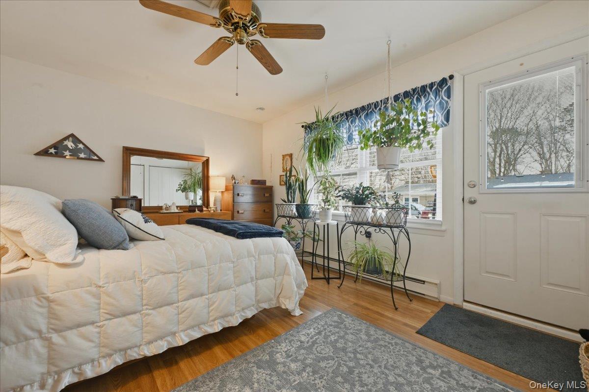 260 Newcastle Court, Unit B Ridge, NY 11961 - Photo 18 of 24