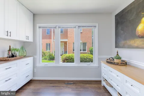 $674,900 | 16 Rockcrest Circle, Rockville, MD 20851