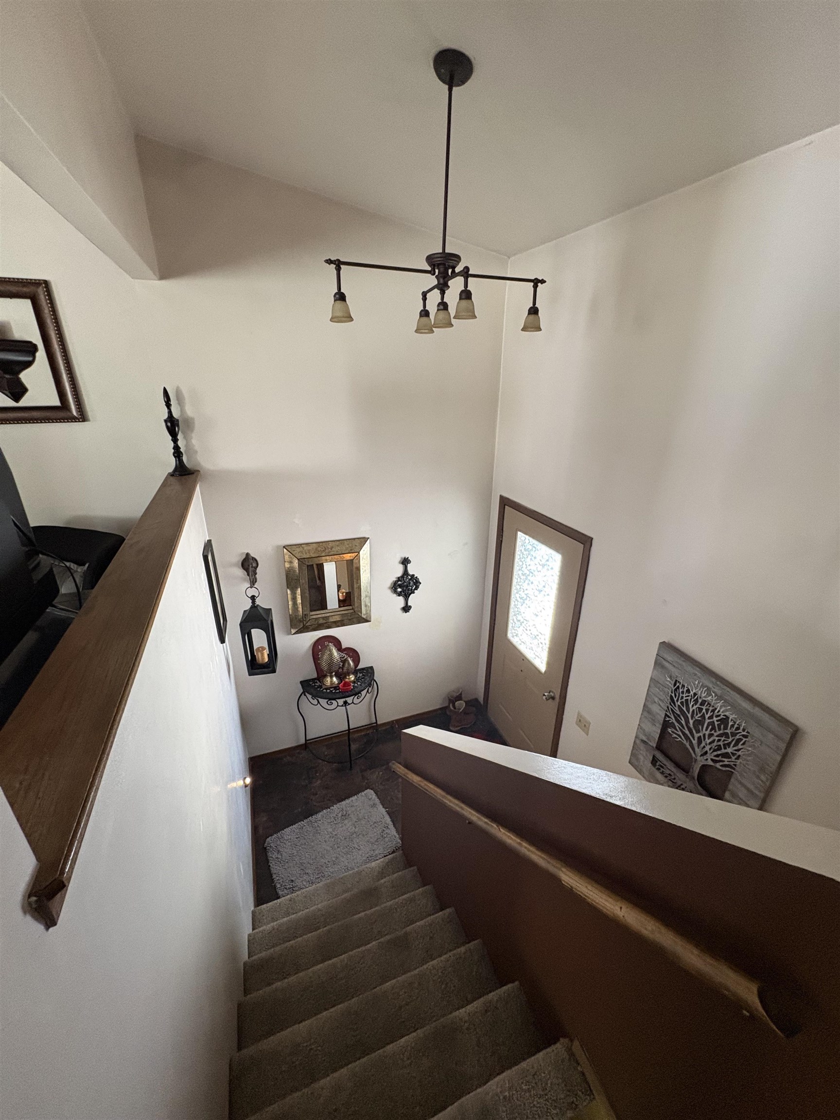 115 Valerie Drive Appleton, WI 54915 - Photo 2 of 12