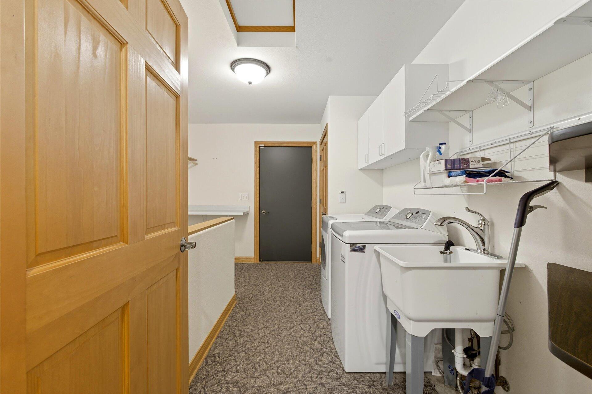 2300 Sherman Road Slinger, WI 53086 - Photo 25 of 40 Laundry Room