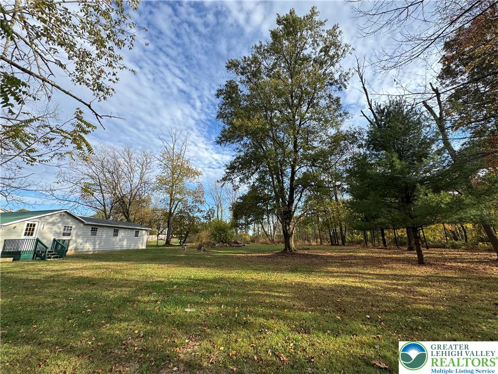 1071 Bitternut Road Walnutport, PA 18088 - Photo 15 of 39