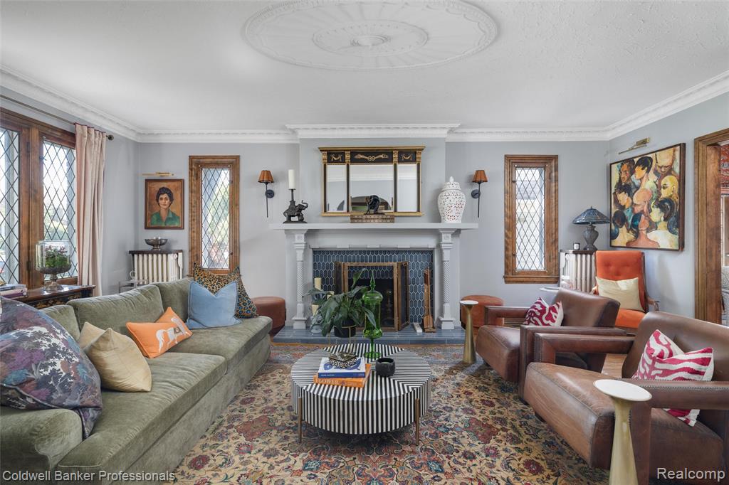 1377 Harvard Road Grosse Pointe Park, MI 48230 - Photo 8 of 72