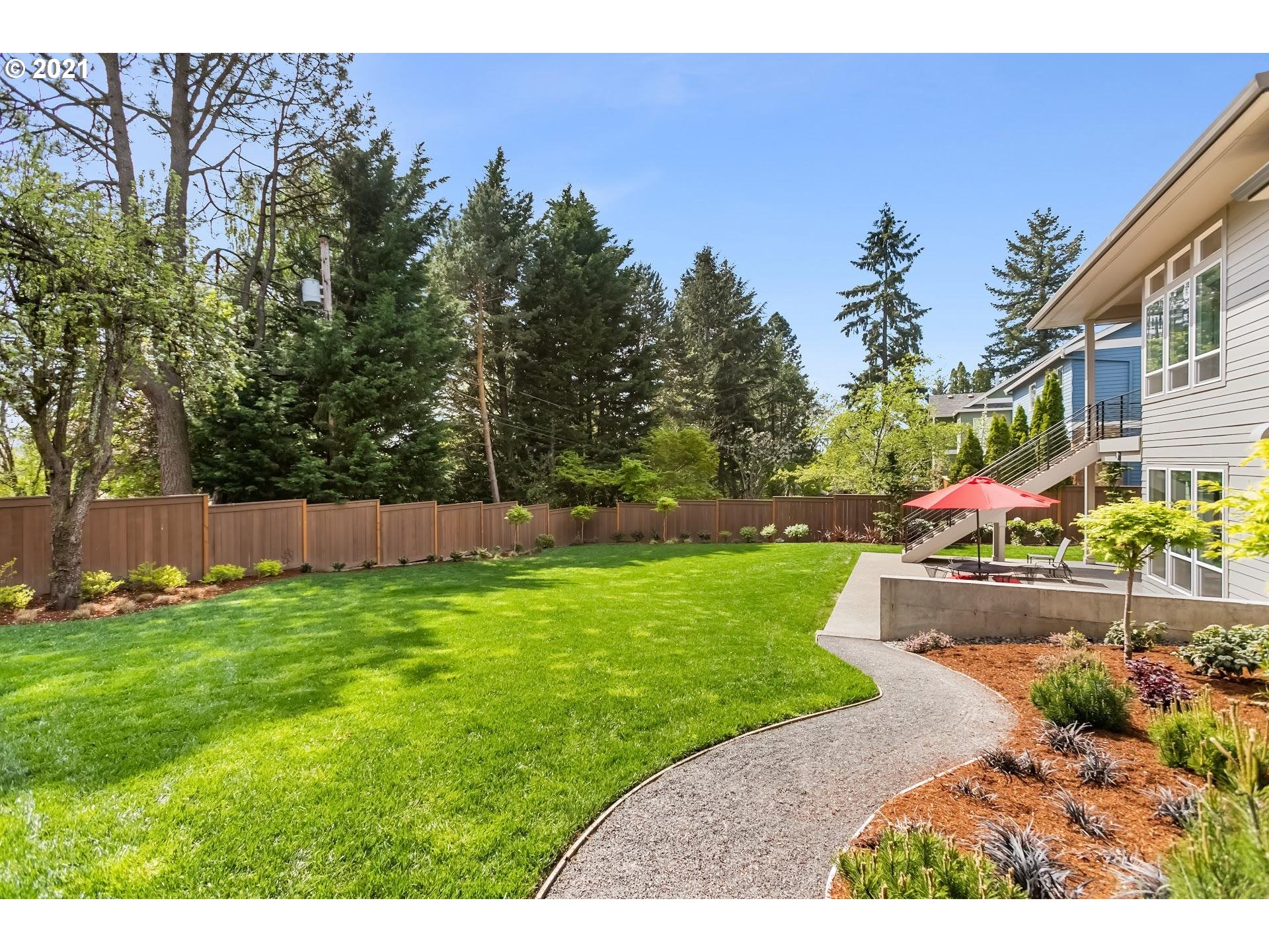 4304 Southwest Pendleton Street Portland, OR 97221 - Photo 28 of 32 Gallery Image 28