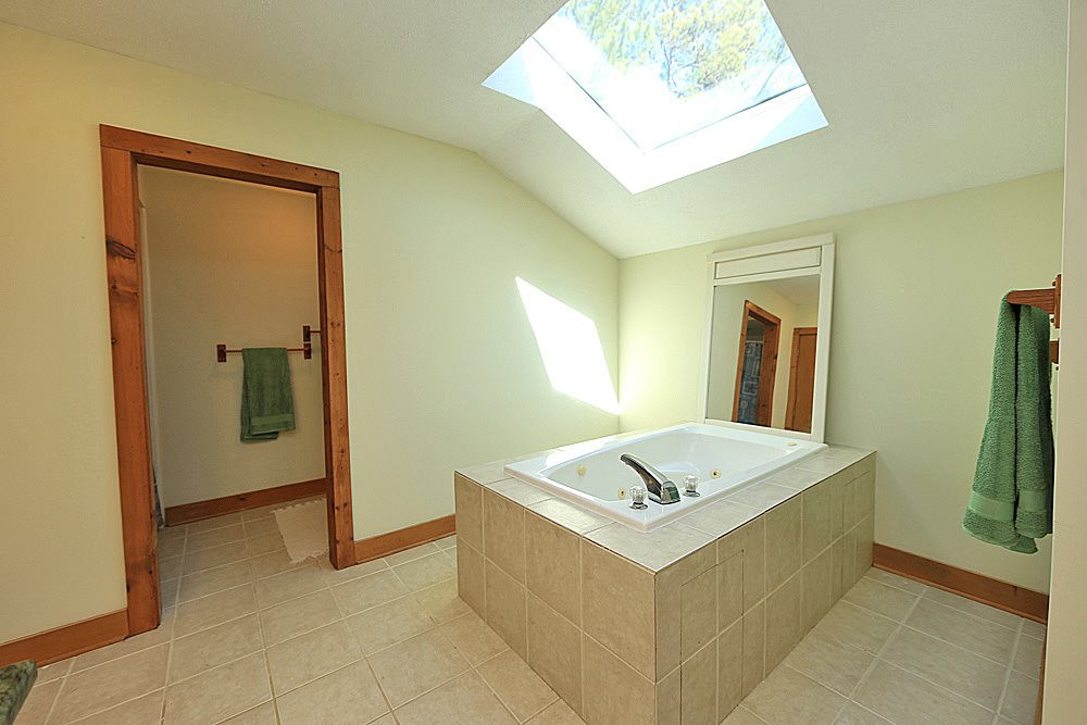 11716 Appaloosa Run East Raleigh, NC 27613 - Photo 14 of 30 Master Bath/Spa