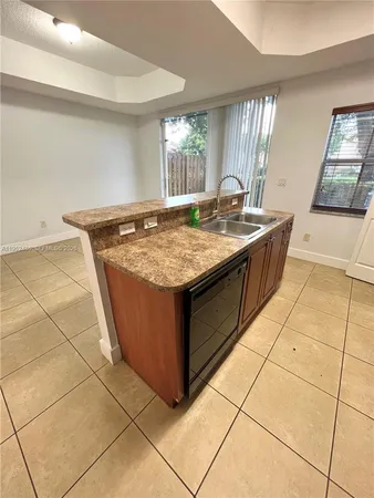 $2,600 | 4951 Tradewinds Terrace, Unit 707, Dania Beach, FL 33312