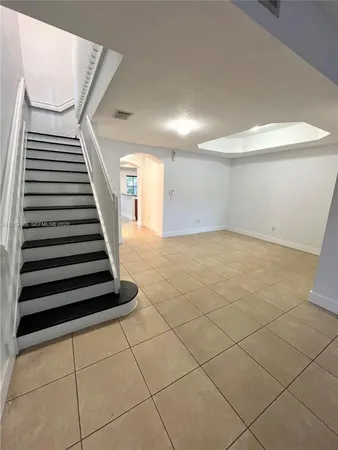 $2,600 | 4951 Tradewinds Terrace, Unit 707, Dania Beach, FL 33312