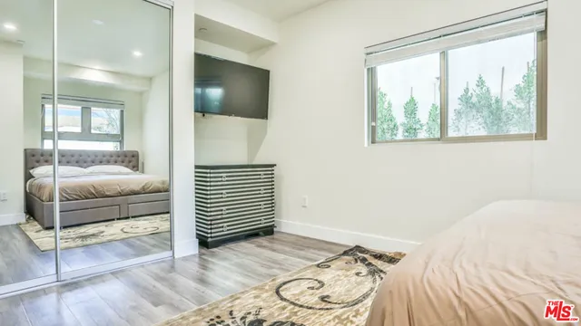 $3,995 | 1424 South Bentley Avenue, Unit 301, Los Angeles, CA 90025