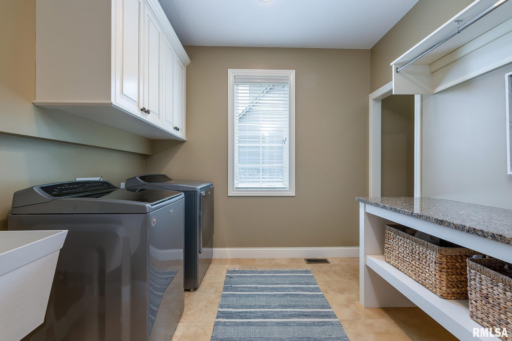 6351 Eagle Ridge Road Bettendorf, IA 52722 - Photo 18 of 46 Gallery Image 18