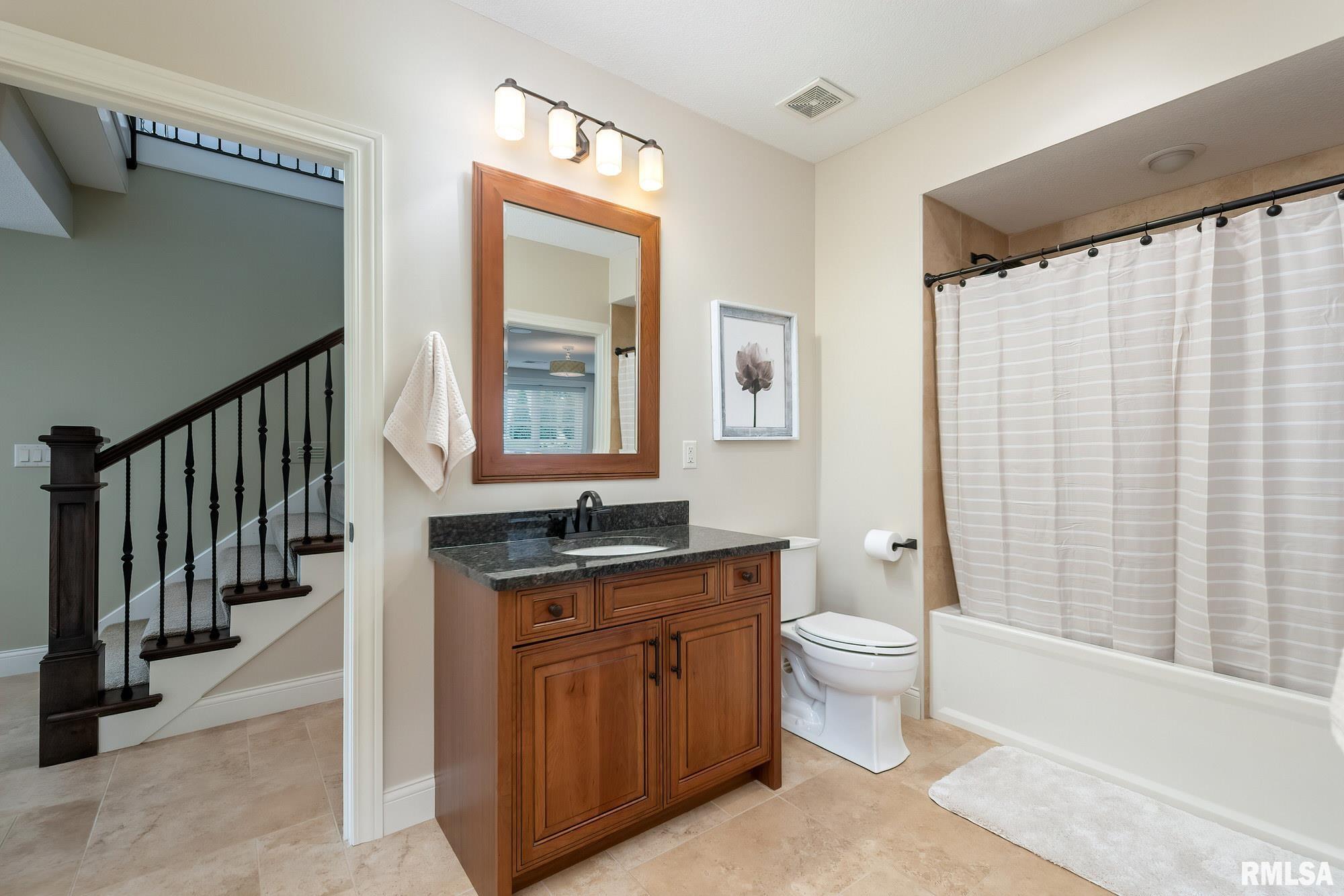 6351 Eagle Ridge Road Bettendorf, IA 52722 - Photo 39 of 46 Gallery Image 39