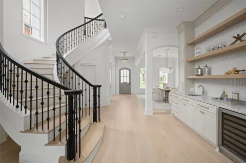 $3,199,000 | 2721 Fenwood Road, West University Place, TX 77005