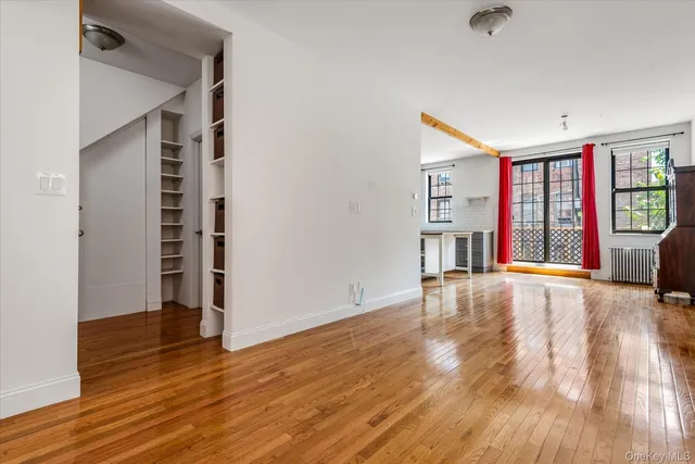 $1,339,000 | 26-19 14th Place | Astoria