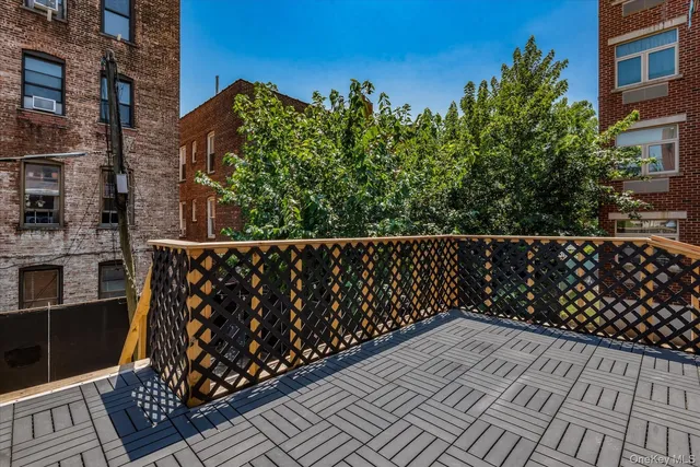 $1,339,000 | 26-19 14th Place | Astoria