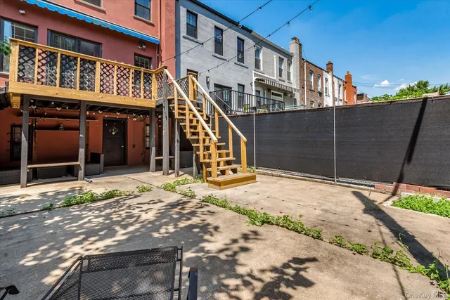 $1,339,000 | 26-19 14th Place | Astoria