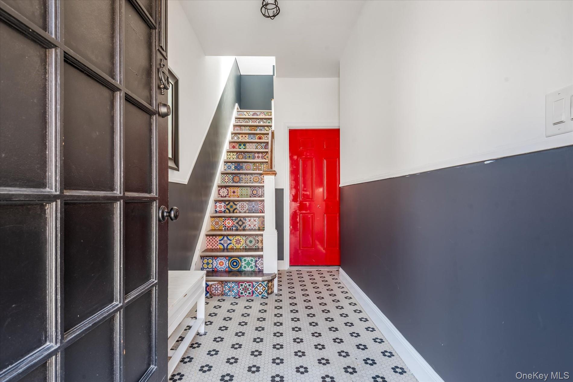 26-19 14th Place Queens, NY 11102 - Photo 7 of 33