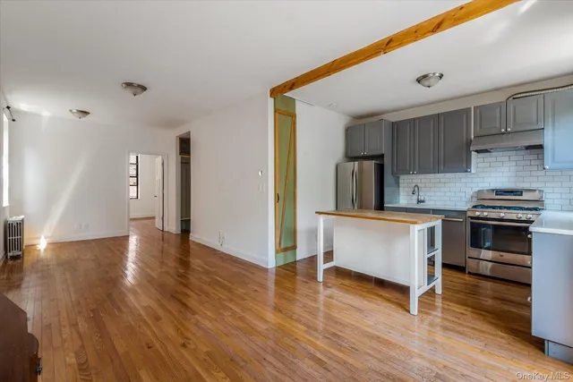 $1,339,000 | 26-19 14th Place | Astoria