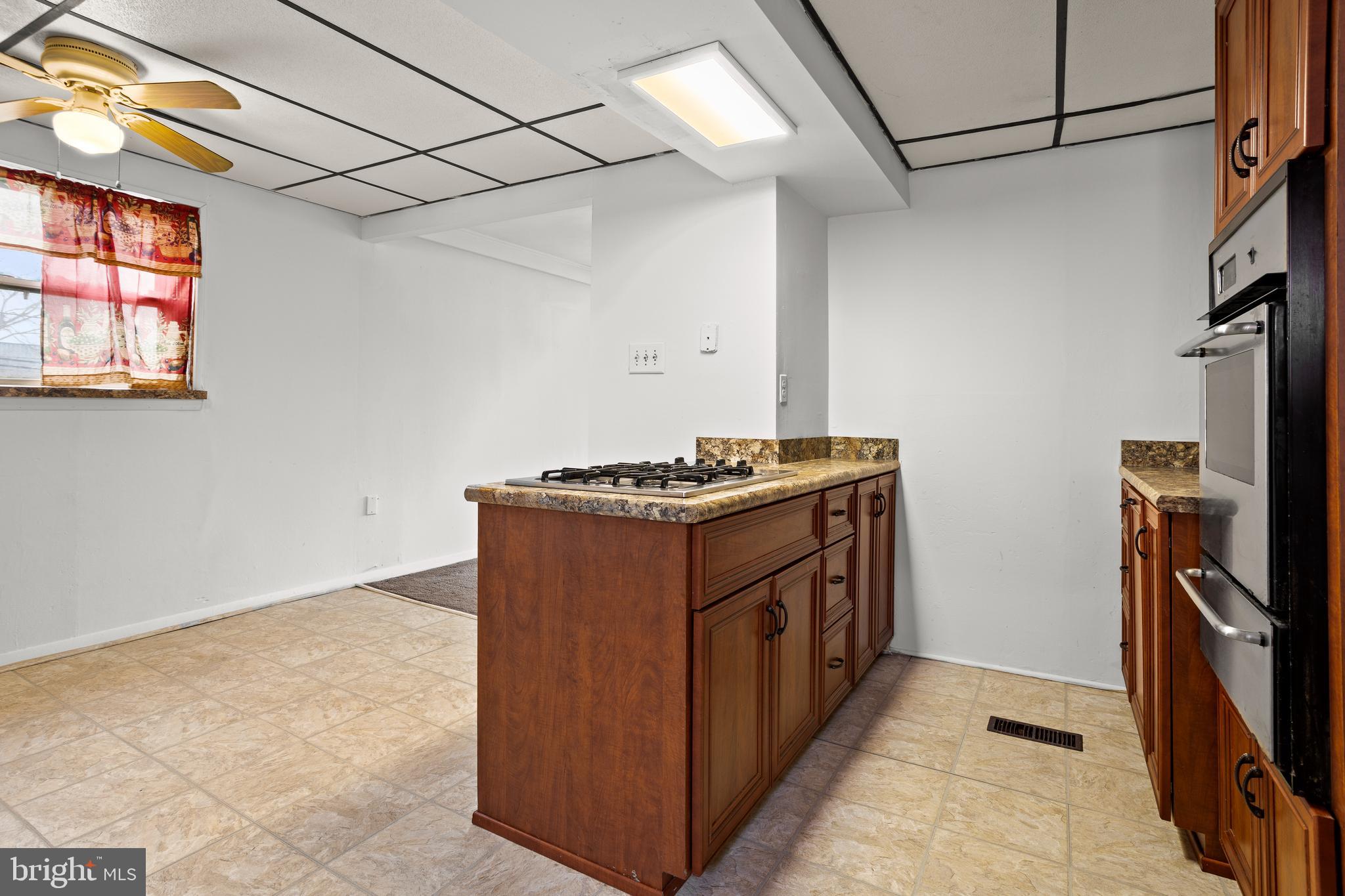 1900 Fowler Road Folcroft, PA 19032 - Photo 13 of 24 a utility room with washer and dryer