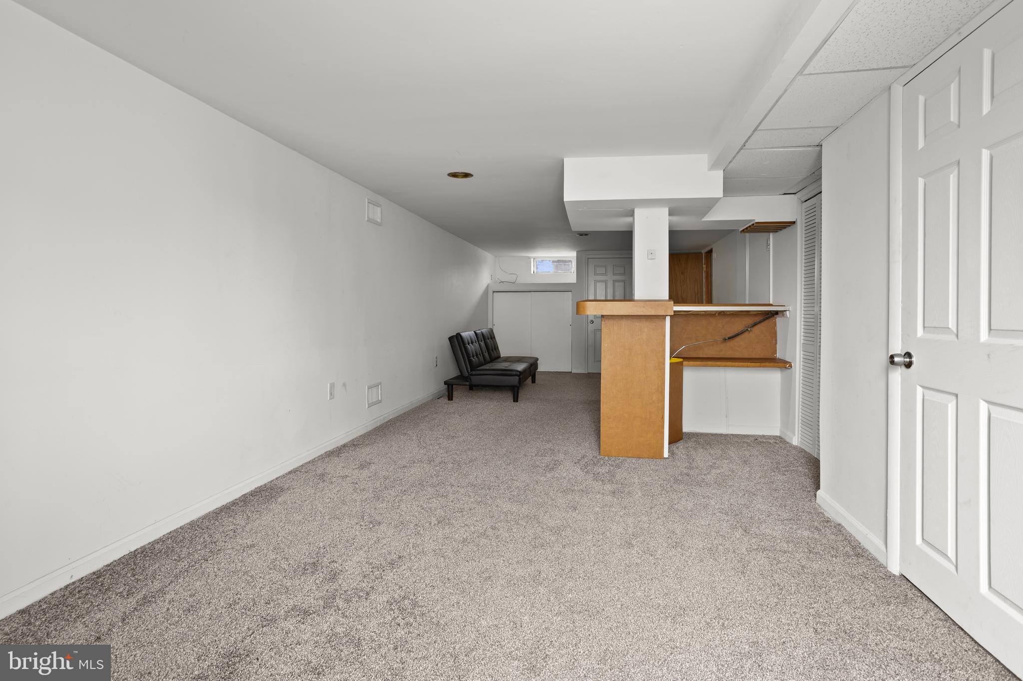 1900 Fowler Road Folcroft, PA 19032 - Photo 19 of 24 an empty room with windows