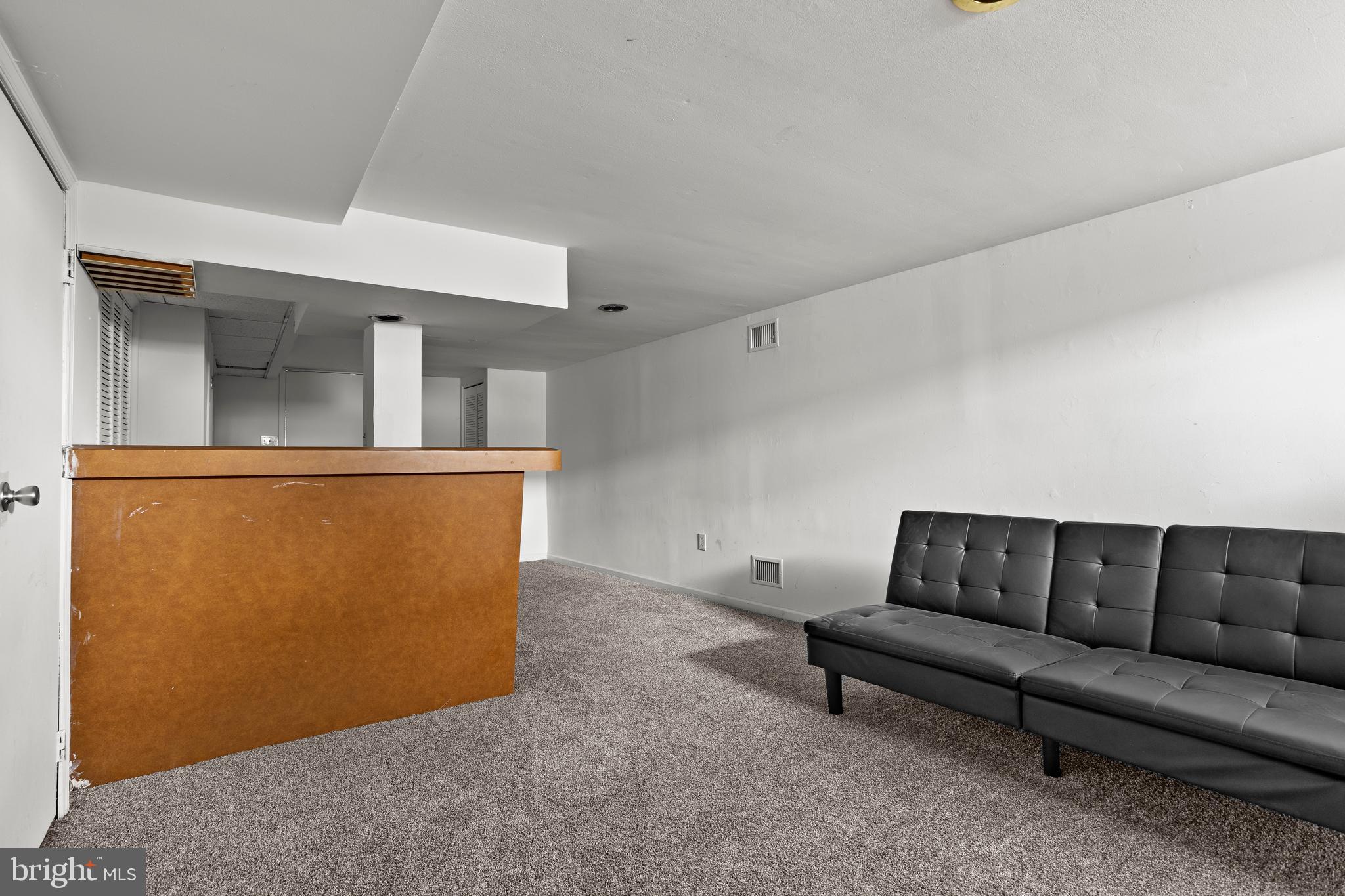 1900 Fowler Road Folcroft, PA 19032 - Photo 21 of 24 a living room with furniture and a window