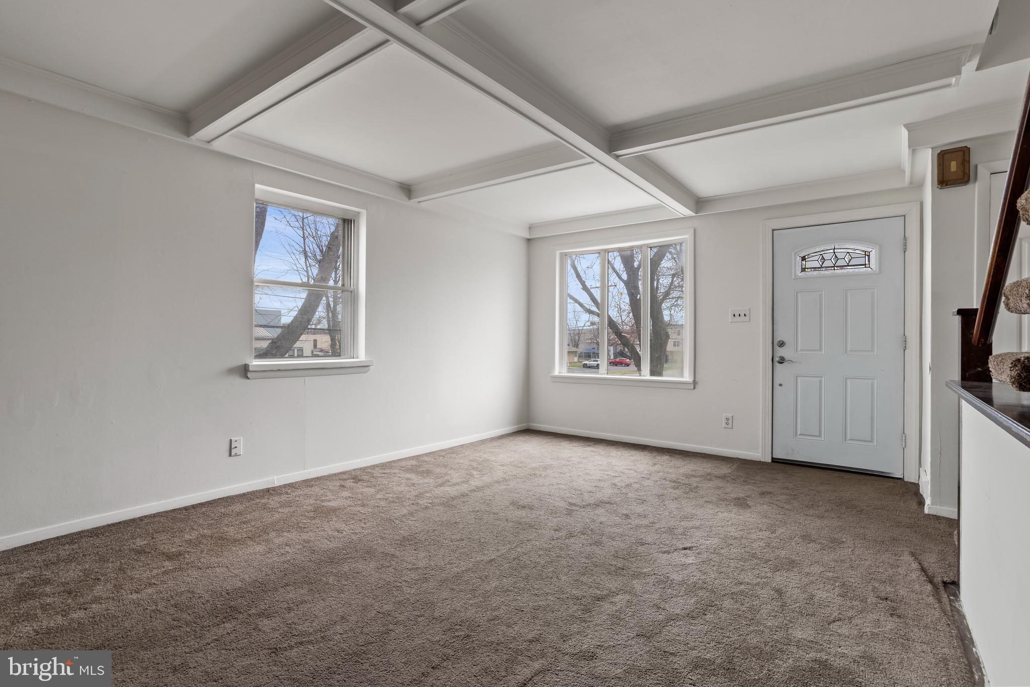 1900 Fowler Road Folcroft, PA 19032 - Photo 6 of 24 an empty room with windows