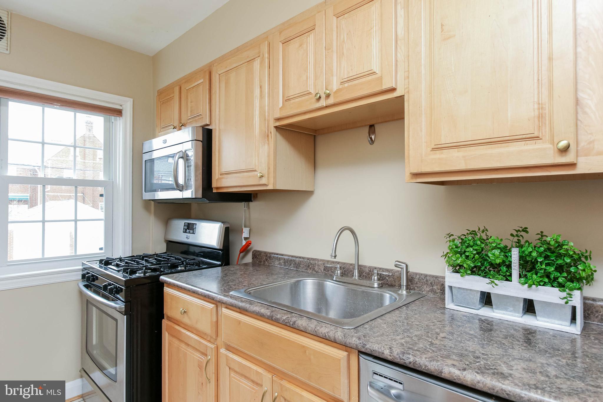 140 Hopkins Road Baltimore, MD 21212 - Photo 14 of 30
