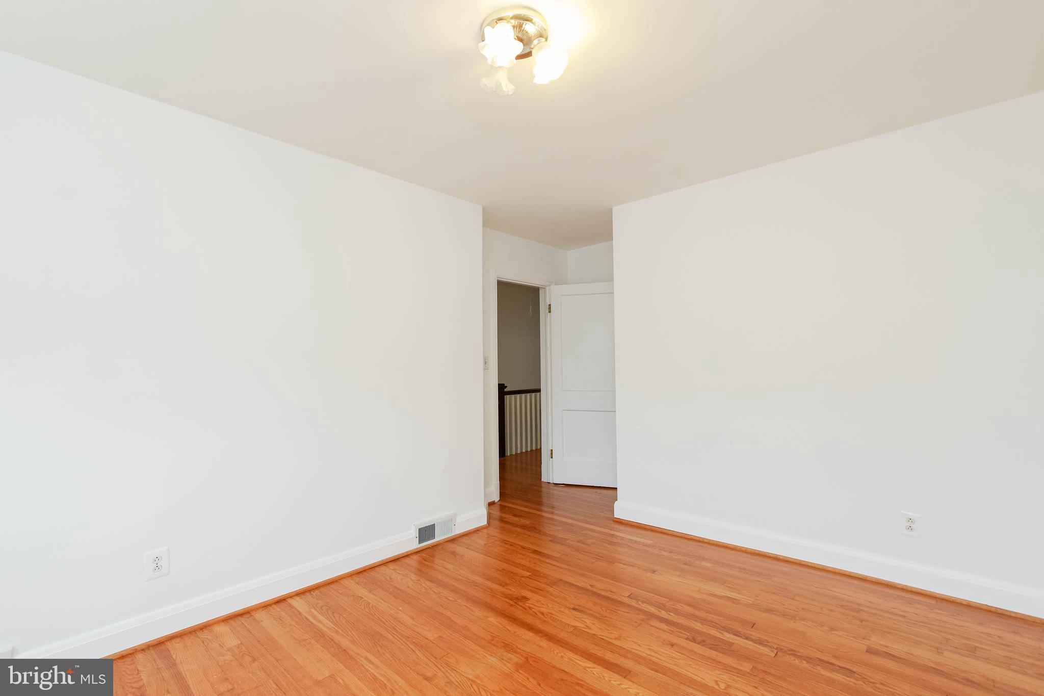 140 Hopkins Road Baltimore, MD 21212 - Photo 21 of 30